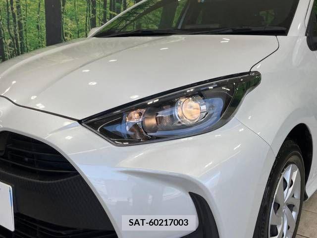 Toyota YARIS 2023-06 371403-12