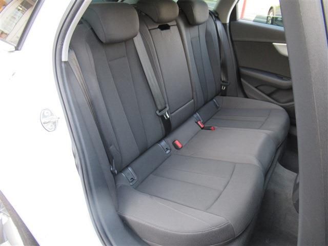 Audi A4 2016-12 17319-11