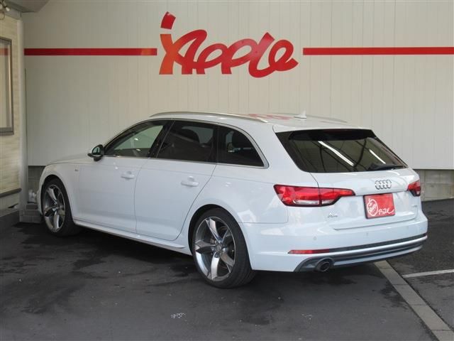 Audi A4 2016-12 17319-1
