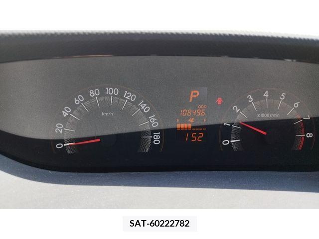 Toyota RACTIS 2009-09 282652-6
