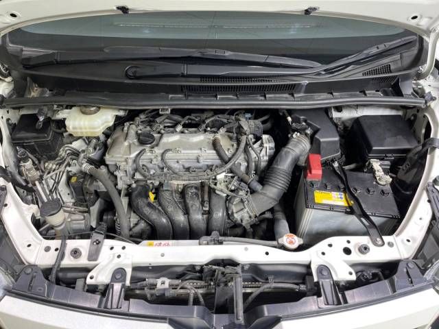 Toyota VOXY 2018-11 189122-19