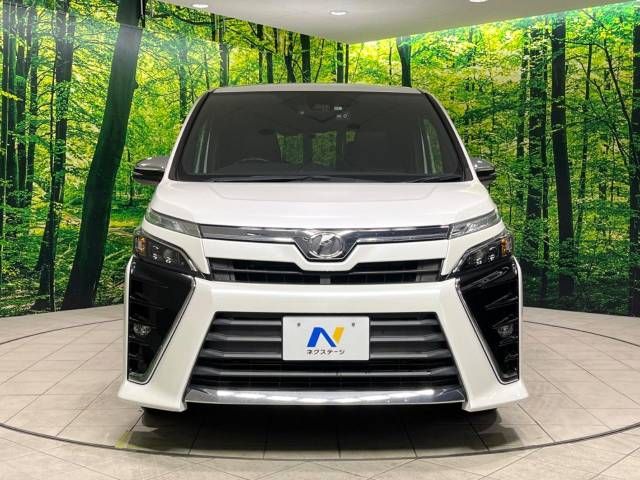 Toyota VOXY 2018-11 189122-15