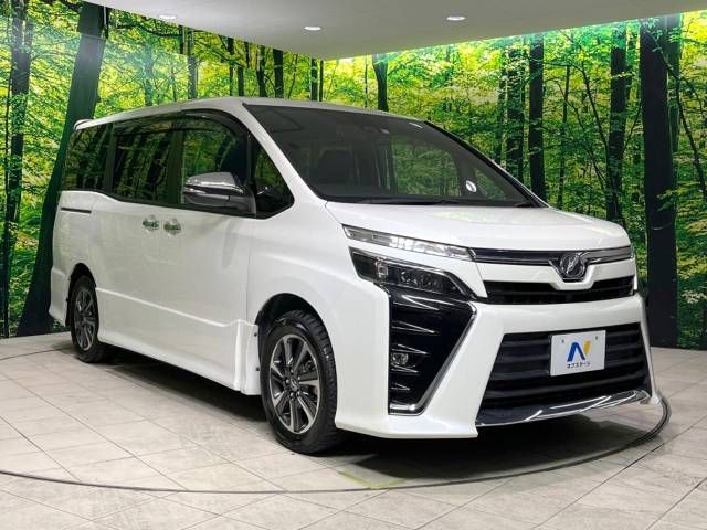 Toyota VOXY 2018-11 189122-17