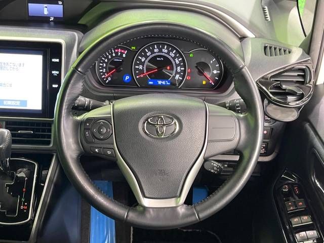 Toyota VOXY 2018-11 189122-12
