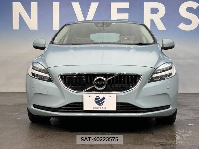 Volvo V40 2017-06 334905-12