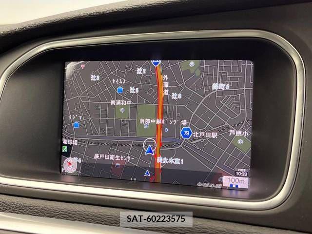 Volvo V40 2017-06 334905-3