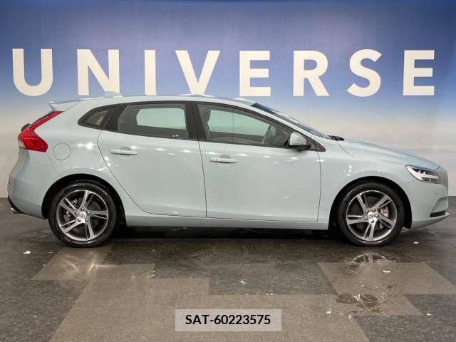 Volvo V40 2017-06 334905-15