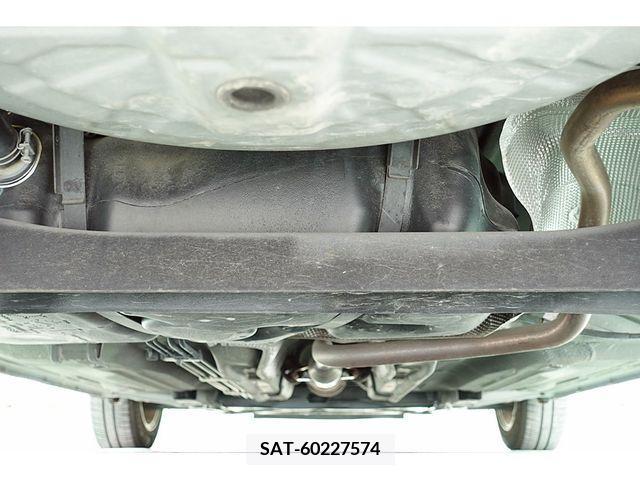 Nissan MARCH 2016-04 276234-19