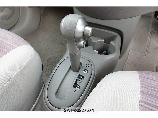 Nissan MARCH 2016-04 276234-25
