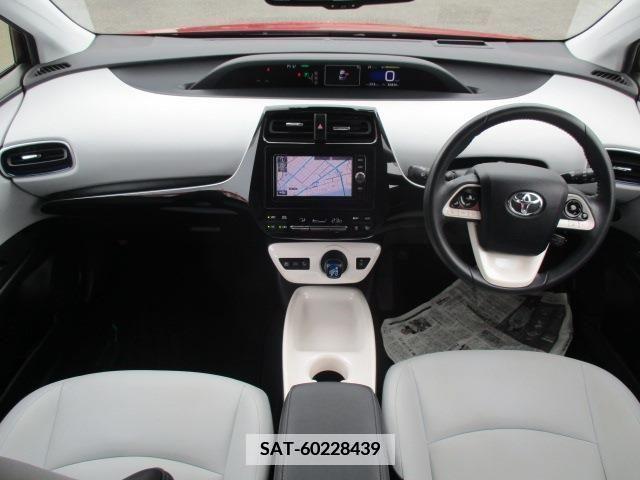 Toyota PRIUS 2017-05 373440-2