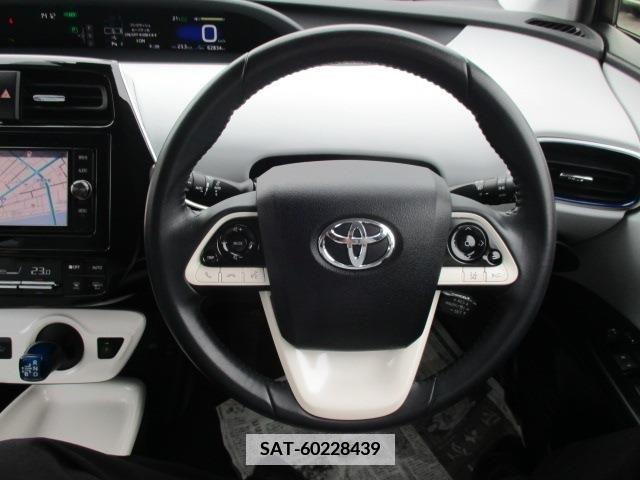 Toyota PRIUS 2017-05 373440-8