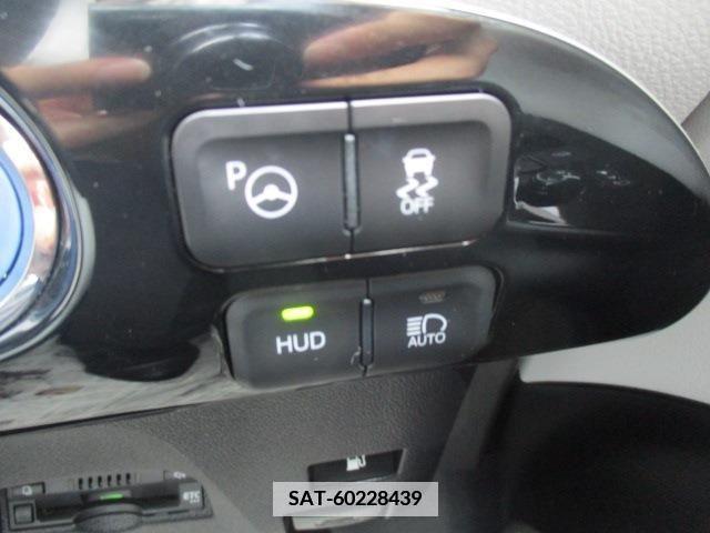 Toyota PRIUS 2017-05 373440-15
