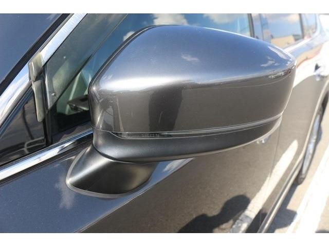 Mazda CX-8 2018-03 21454-7
