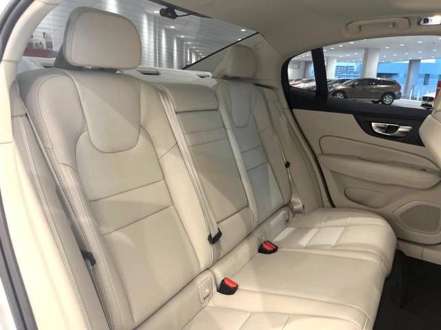 Volvo S60 2021-03 190556-13
