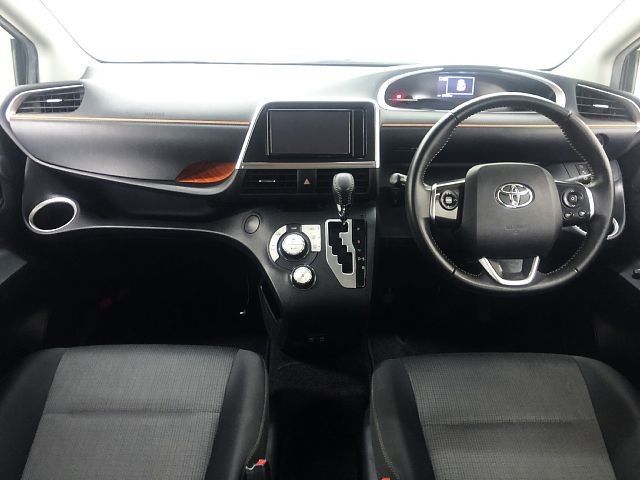 Toyota SIENTA 2019-01 7073-1