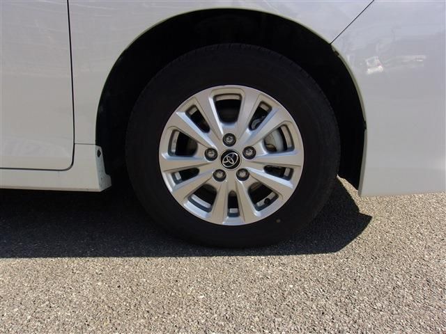 Toyota VOXY HYBRID 2018-01 1731-6