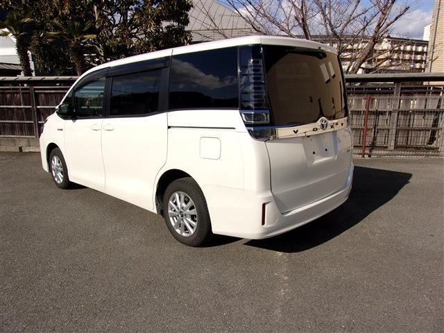 Toyota VOXY HYBRID 2018-01 1731-9