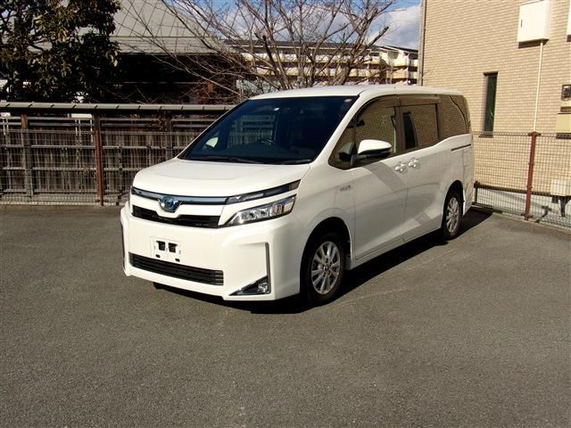 Toyota VOXY HYBRID 2018-01 1731-0
