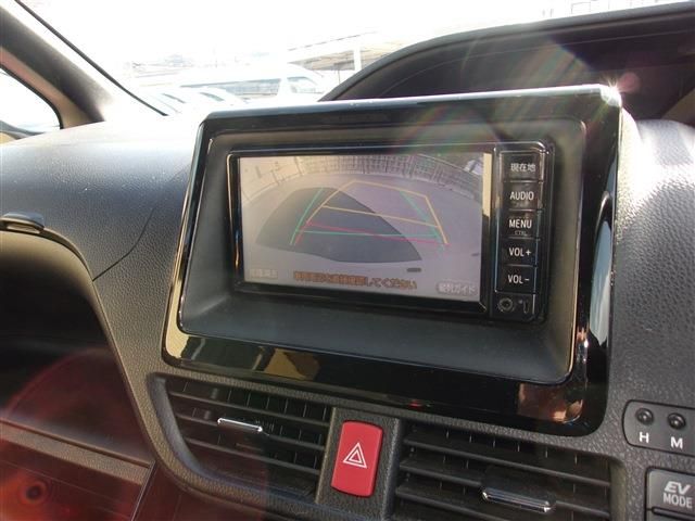 Toyota VOXY HYBRID 2018-01 1731-27
