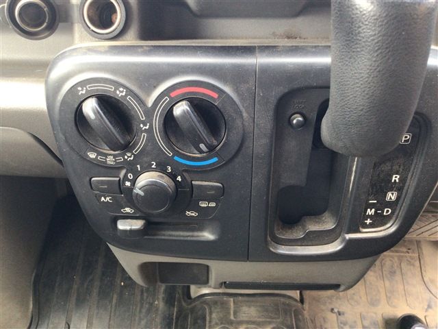 Mazda SCRUM VAN 2018-06 9364-12