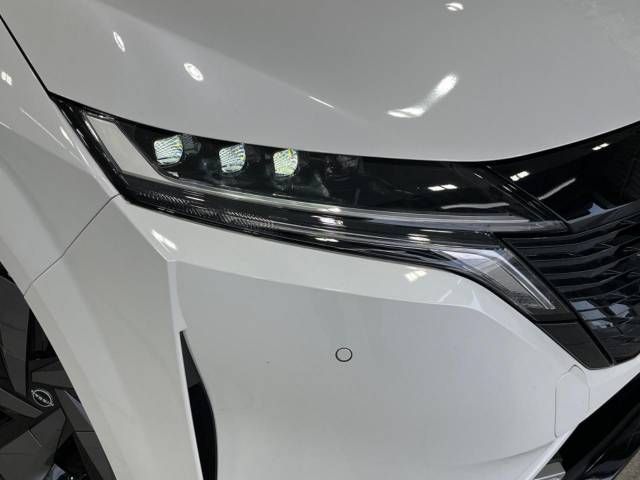 Nissan AURA 2023-06 194679-12