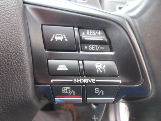 Subaru LEVORG 2017-03 186895-21