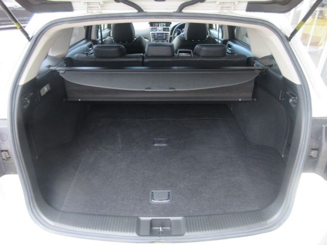 Subaru LEVORG 2017-03 186895-8