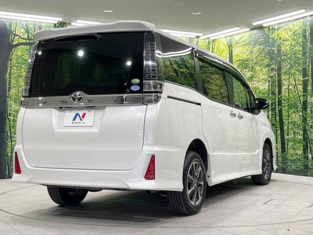 Toyota VOXY 2018-11 23525-18
