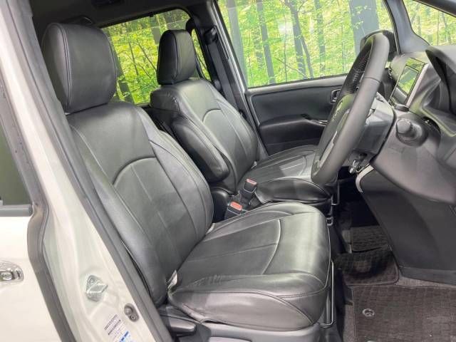 Toyota VOXY 2018-11 23525-8