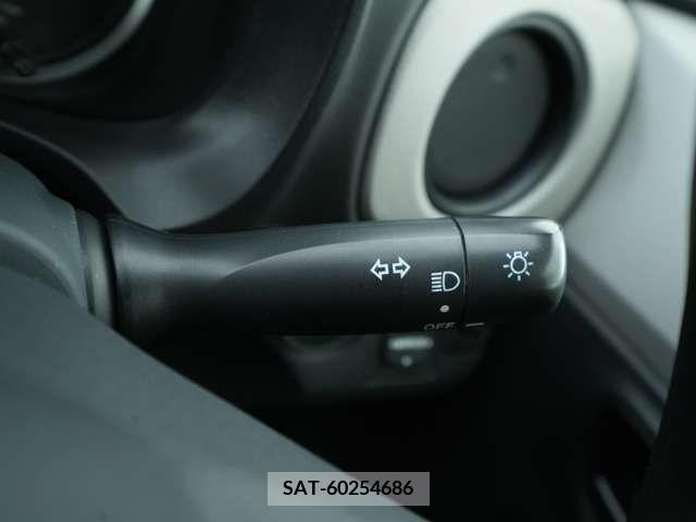 Toyota VITZ 2013-05 288623-16