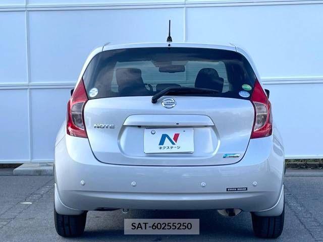 Nissan NOTE 2015-06 302377-13
