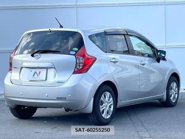 Nissan NOTE 2015-06 302377-15