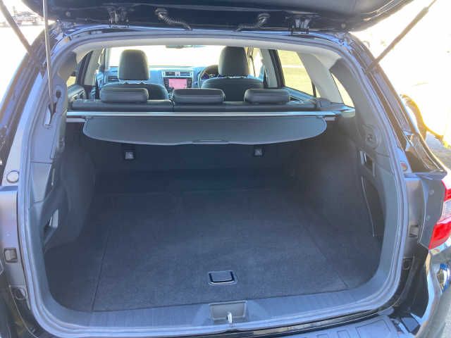 Subaru OUTBACK 2017-03 6798-3