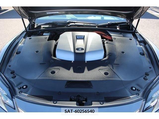 Lexus LS 2019-05 213675-18