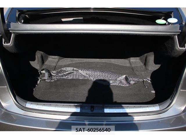 Lexus LS 2019-05 213675-17