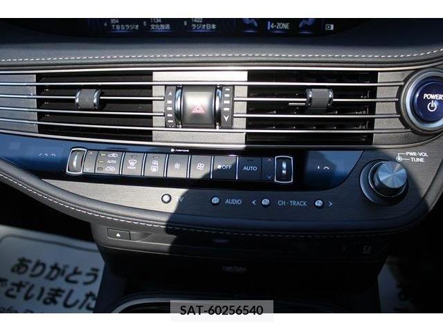 Lexus LS 2019-05 213675-15