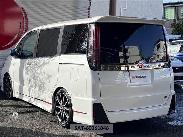 Toyota VOXY 2018-01 251960-22