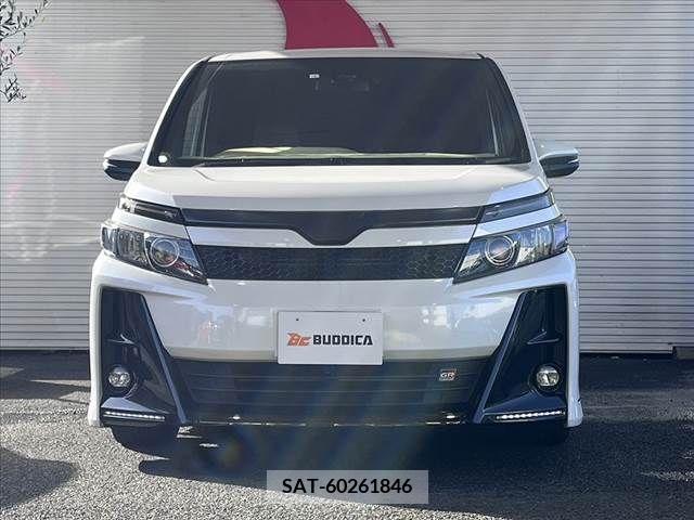 Toyota VOXY 2018-01 251960-7