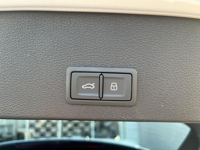 Audi Q2 2018-11 20007-16
