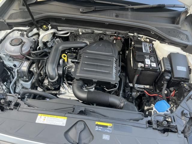 Audi Q2 2018-11 20007-18