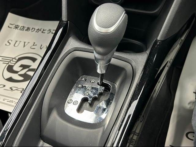 Peugeot 2008 2016-09 9674-10