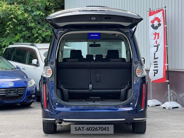 Mazda BIANTE 2013-08 301209-4