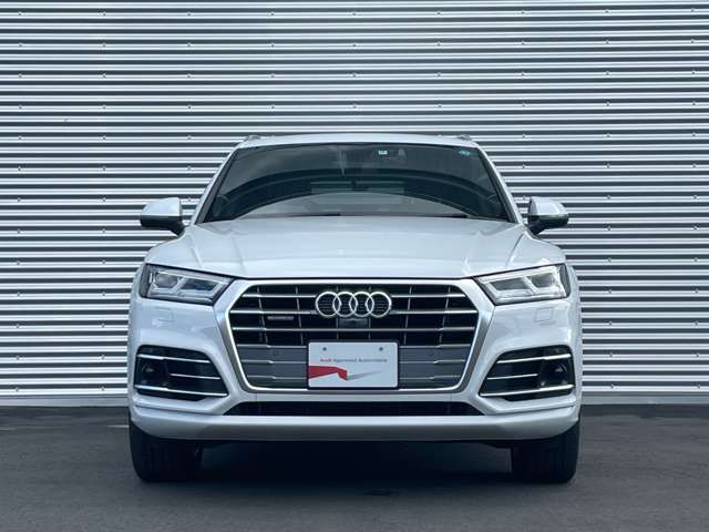 Audi Q5 2020-10 21824-2