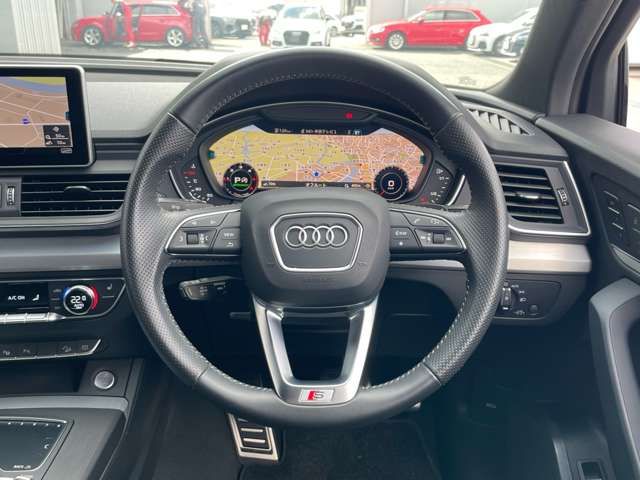 Audi Q5 2020-10 21824-18