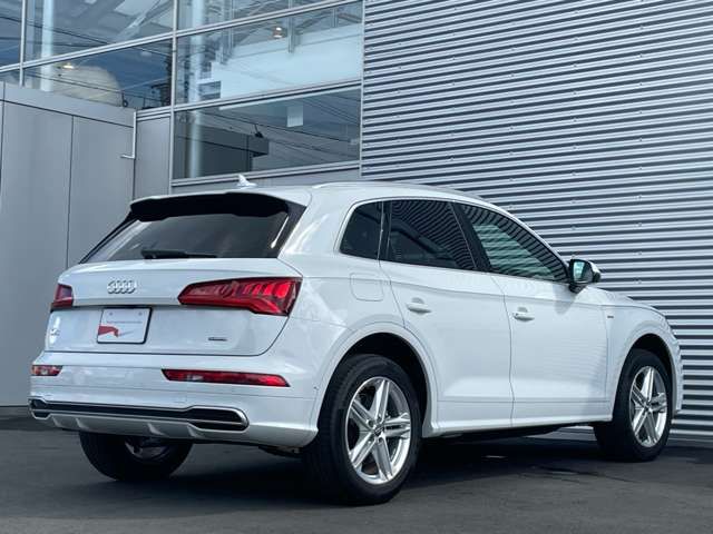 Audi Q5 2020-10 21824-7