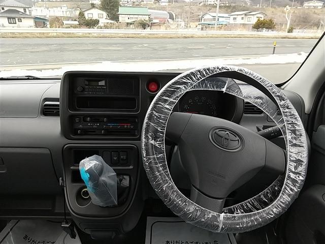 Toyota PIXIS VAN 2016-07 763-2