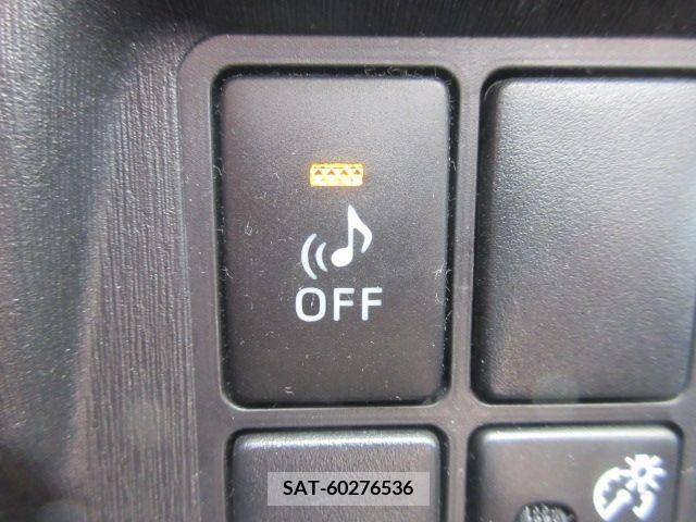 Toyota PRIUS PHV 2012-02 322149-19