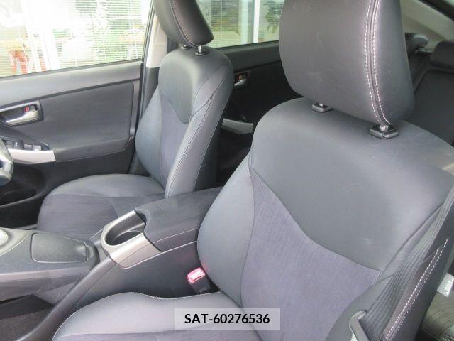 Toyota PRIUS PHV 2012-02 322149-4