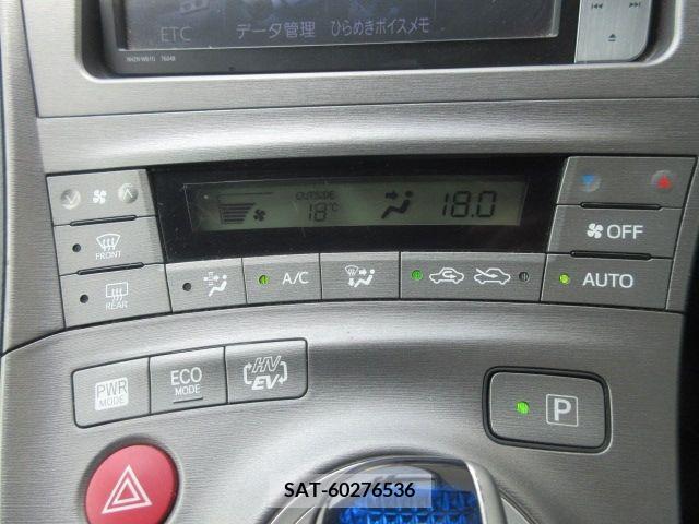Toyota PRIUS PHV 2012-02 322149-14
