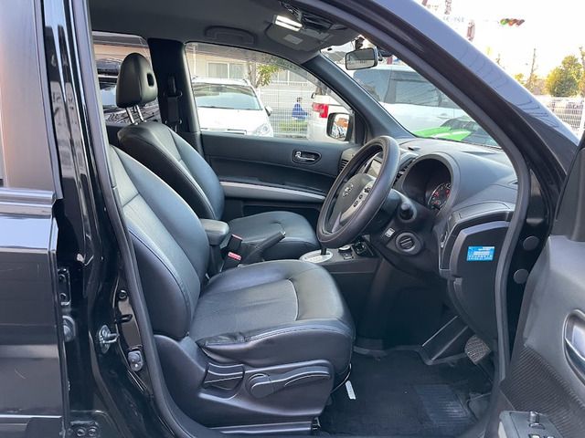 Nissan X-TRAIL 2013-02 187036-5